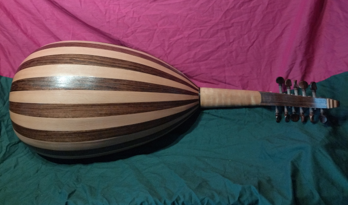 Oud ('Shahed' model) - Instrument by Jo Dusepo